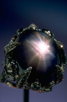 3236211ab38a1c9182d179160ab9c086-star-sapphire-ring-sapphire-gemstone